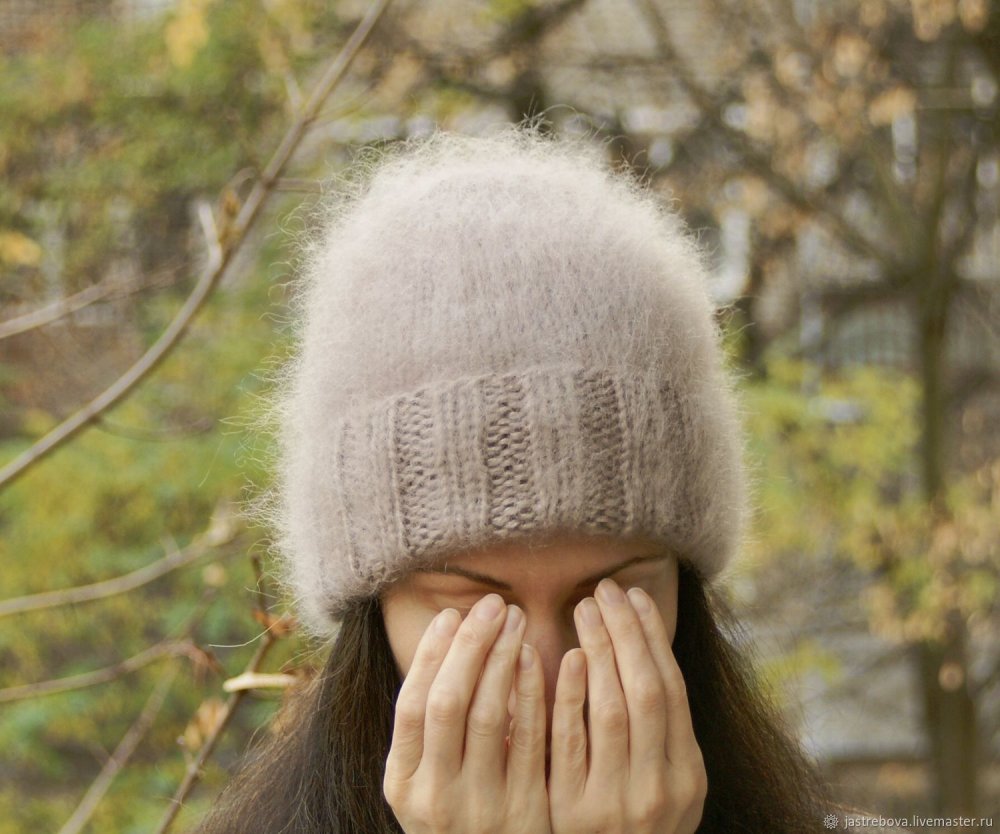 Вязаные шапки из мохера