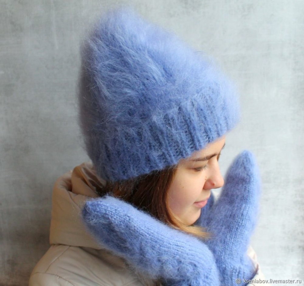 Остин сиреневая мохеровая шапка
