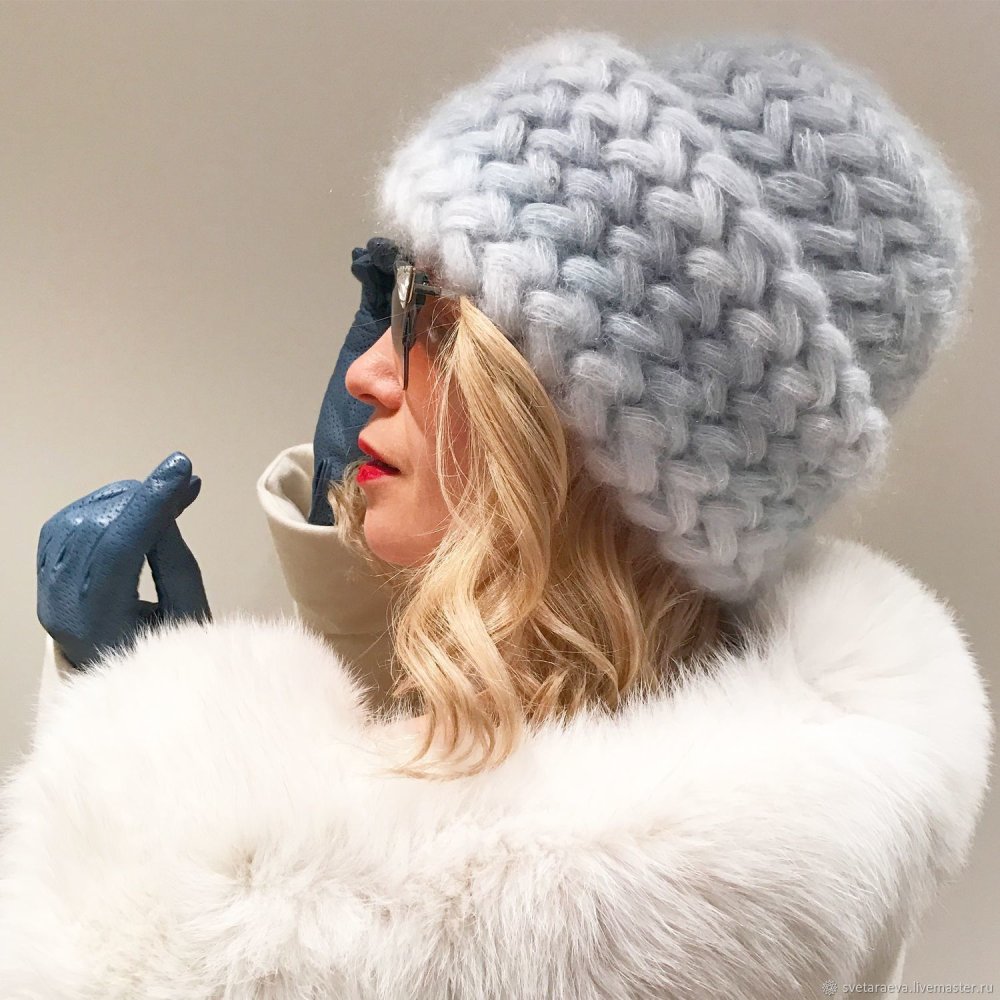 Мохеровая шапка ИРИНАША