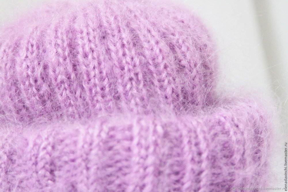 Вязаные шапки спицами