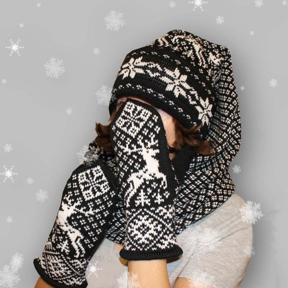 Шапки со скандинавским орнаментом