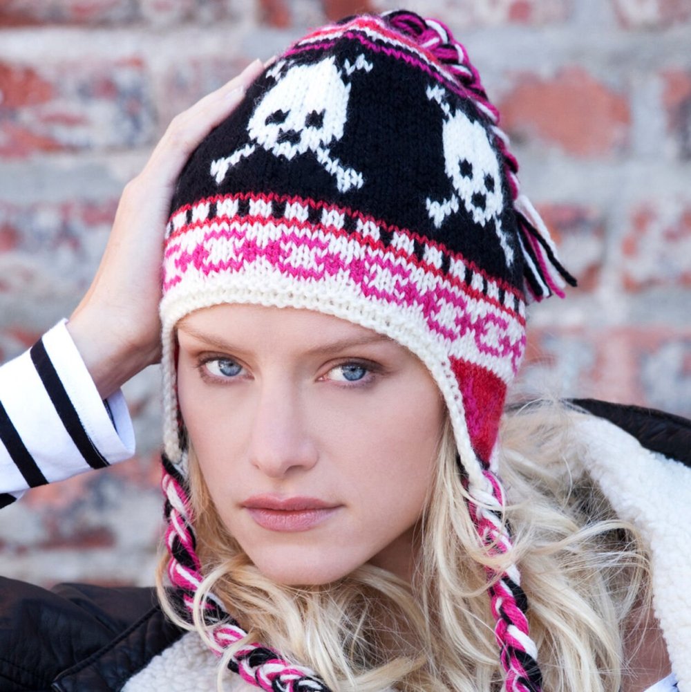 Шапки с жаккардовым узором спицами современные