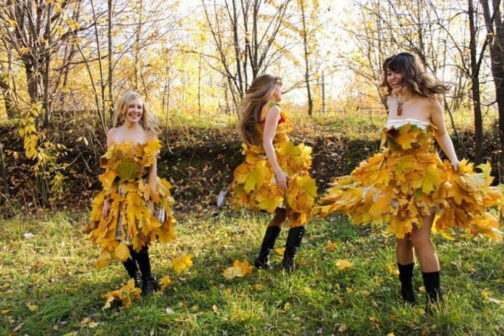 Костюм из природного материала