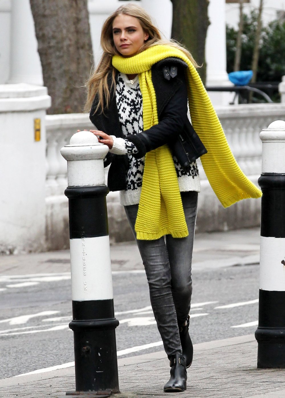 Модные шарфы для девушек