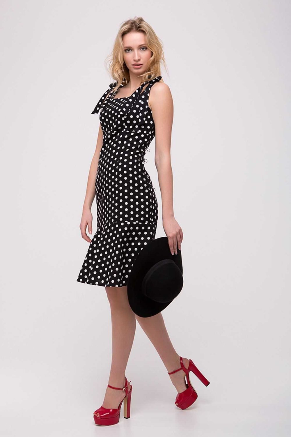 Украшения к платью в горошек