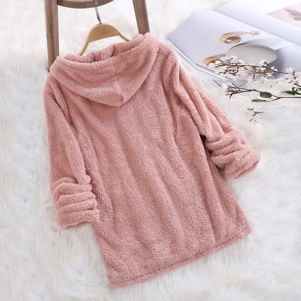 Кофта с пушистыми рукавами