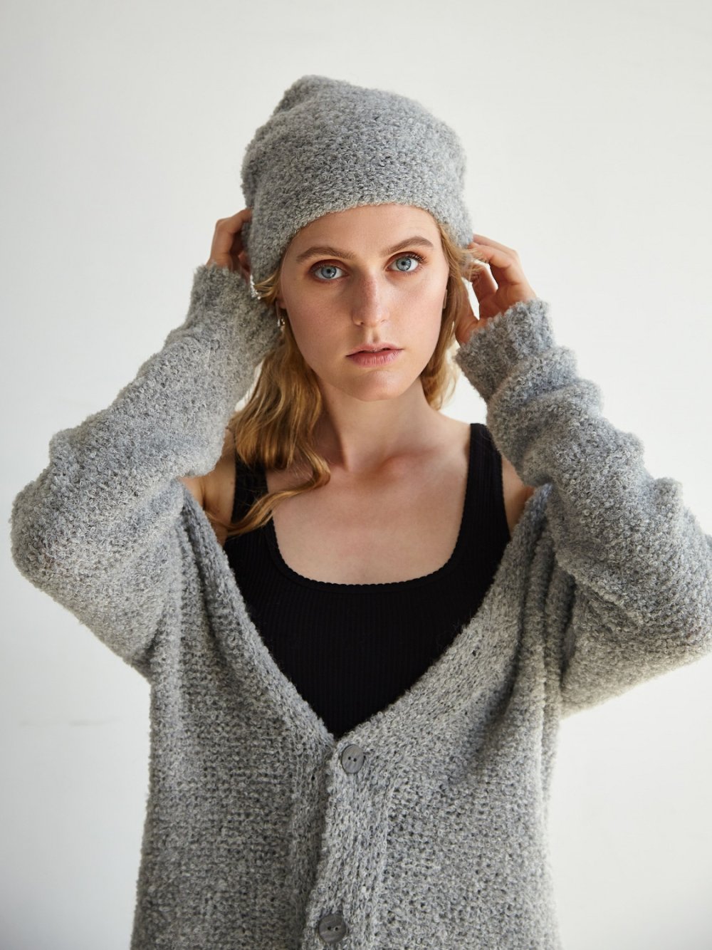 Шапка бини из альпаки