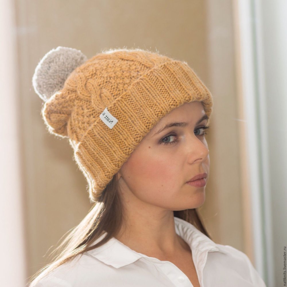 Берет женский