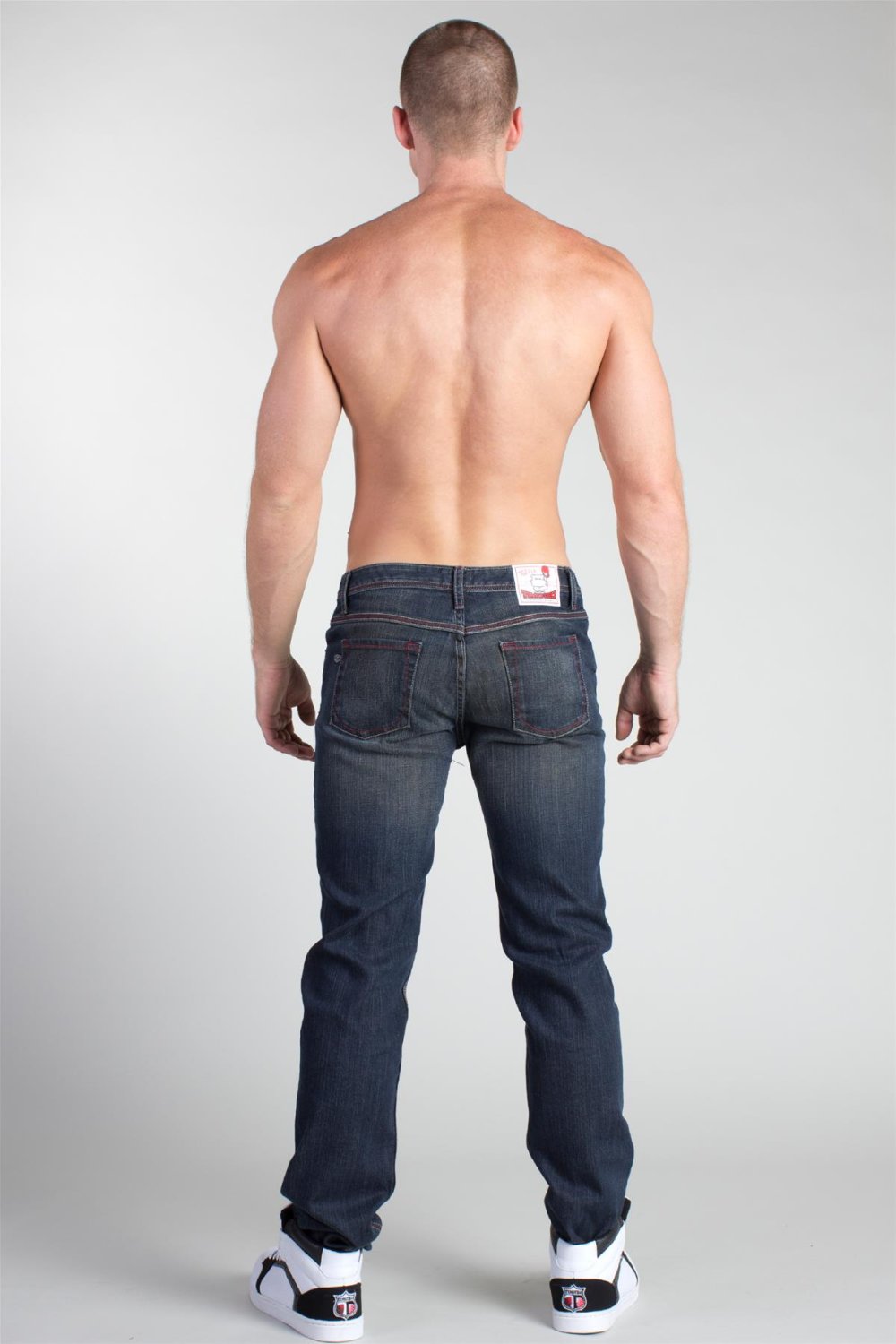 Black Levi's 501 Slim Taper