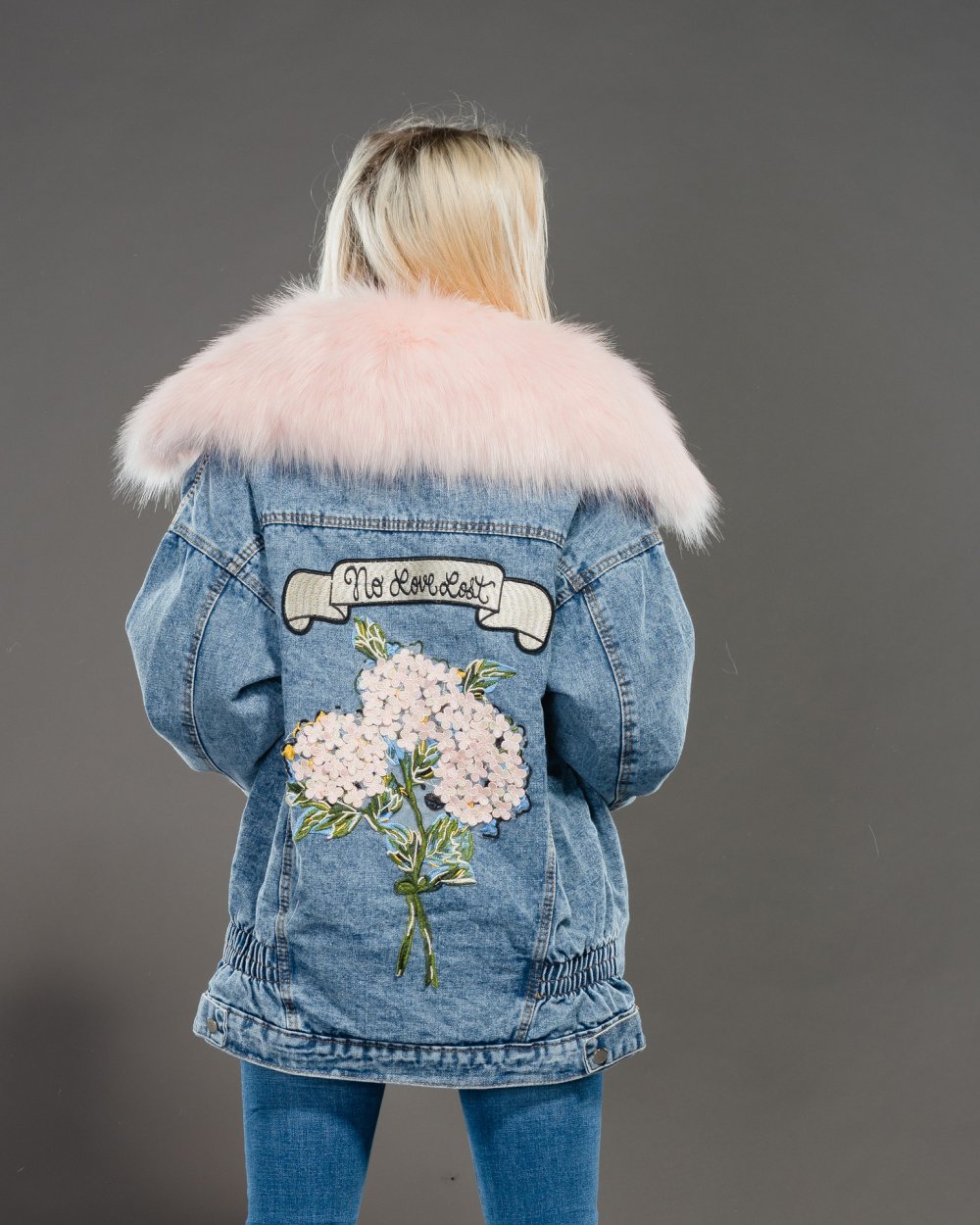 Джинсовая куртка с мехом женская