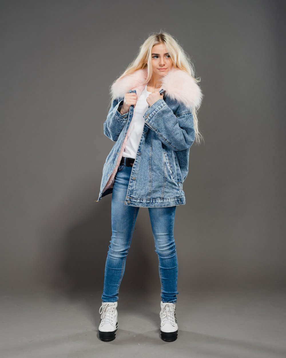 Зимняя джинсовая куртка женская шерпа