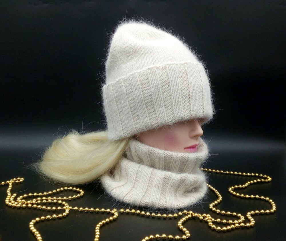 Шапка вязаная узором звездочки