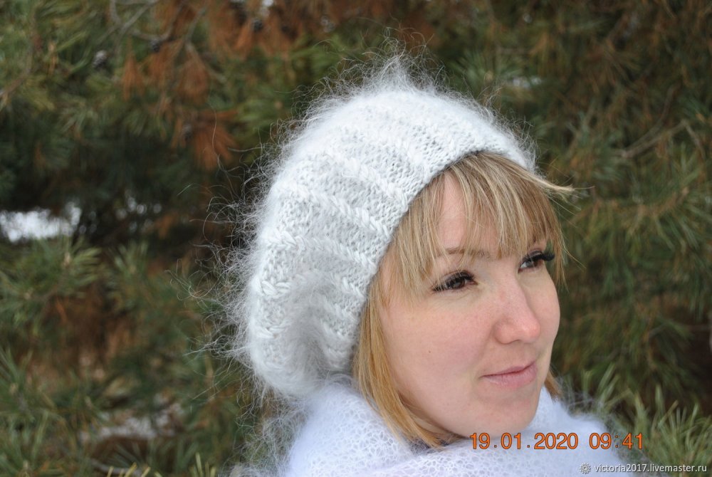 Вязаные шапочки