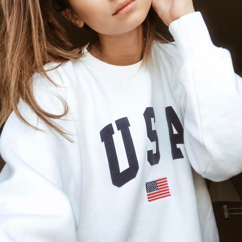 Толстовки женские модные