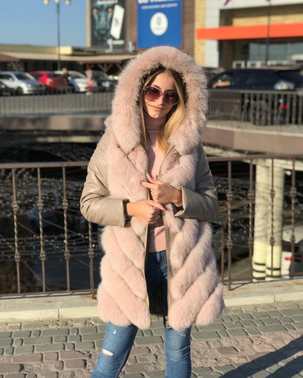 Полушубок с кожаными рукавами