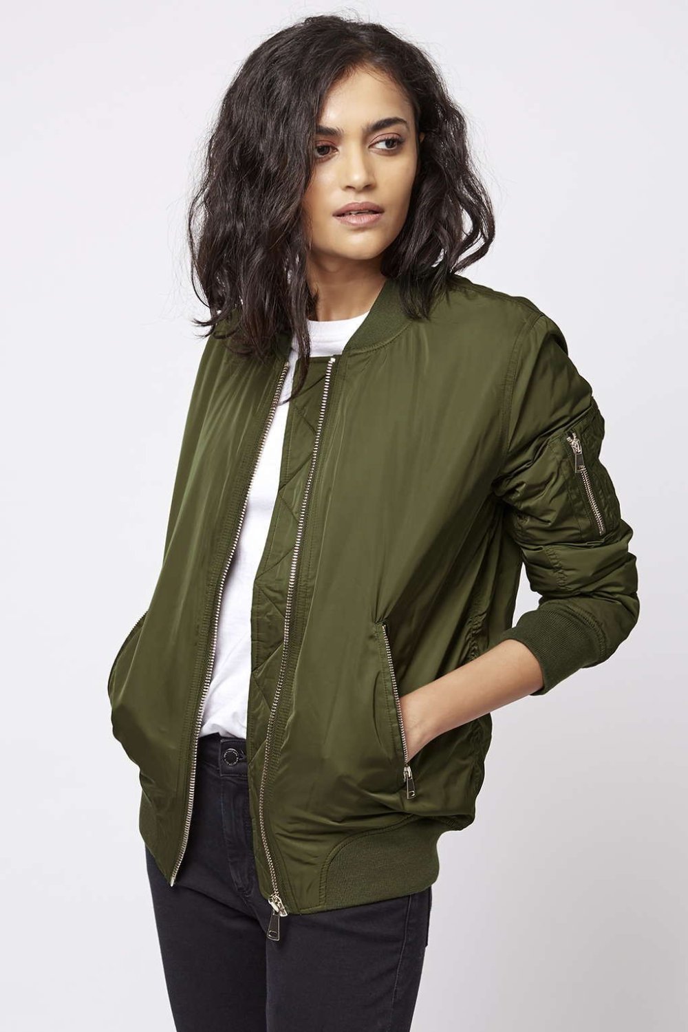 Куртка оливкового цвета женская