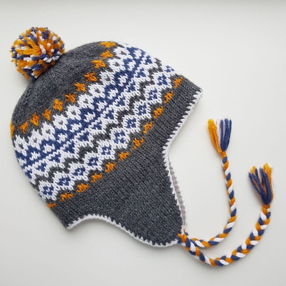 Шапки скандинавские женские