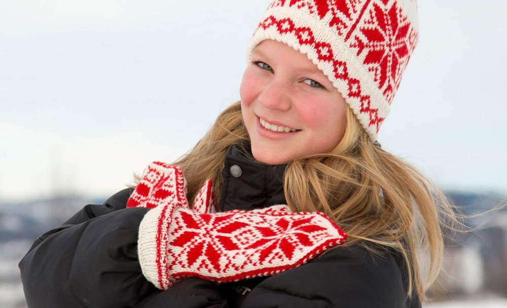 Вязать шапочку бини спицами резинка 5*5