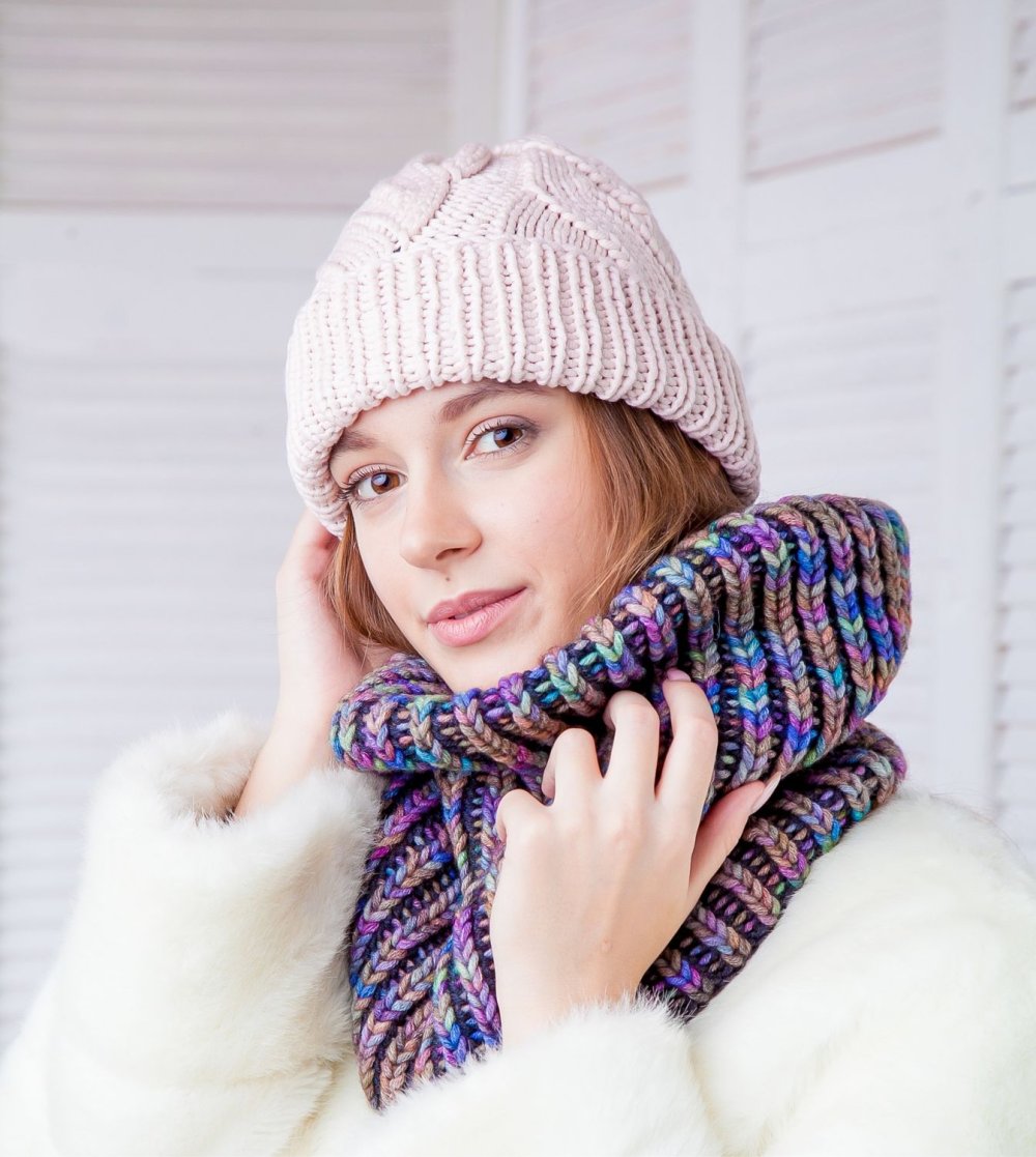 Шапка спицами без отворота