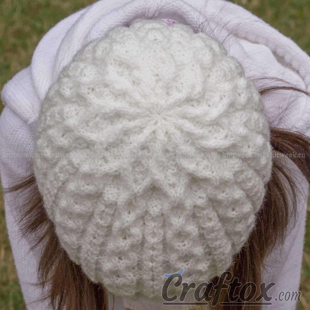 Узор для шапочки спицами для девочки