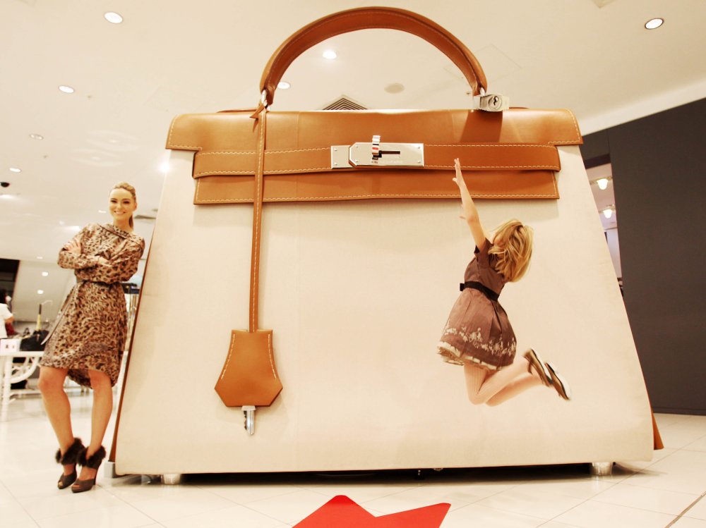 Kelly Hermes самая большая сумка