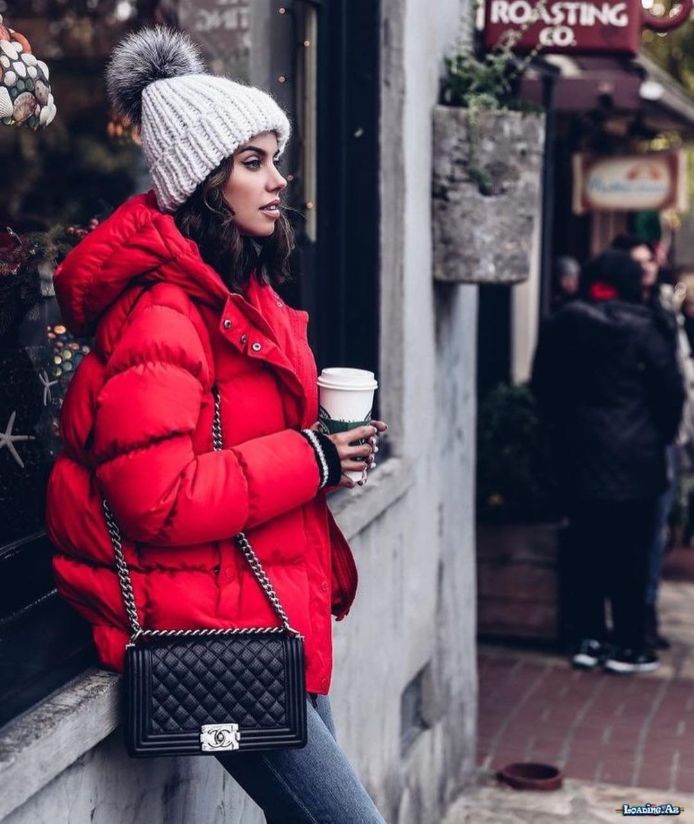 Шсрфпод красную куртку