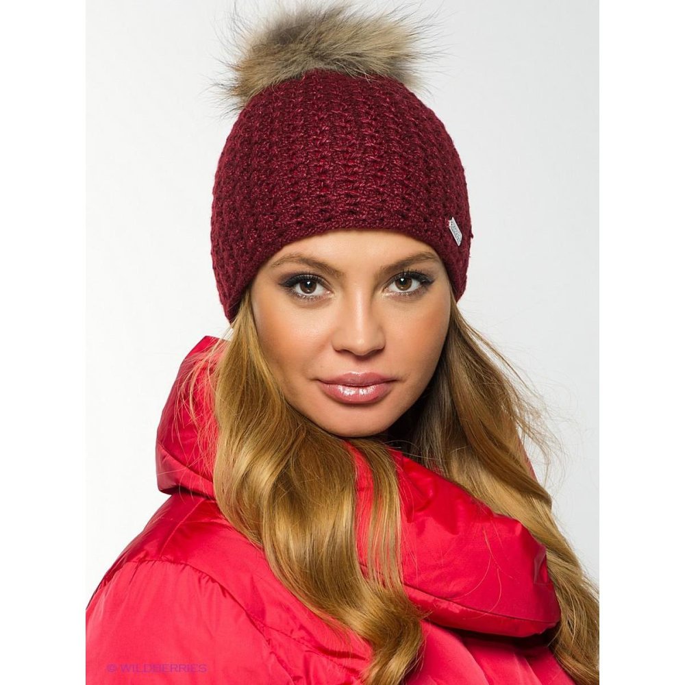 Шапка под красную парку