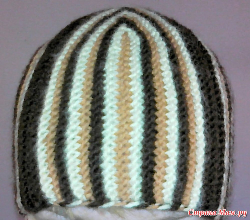 Сиреневый берет спицами