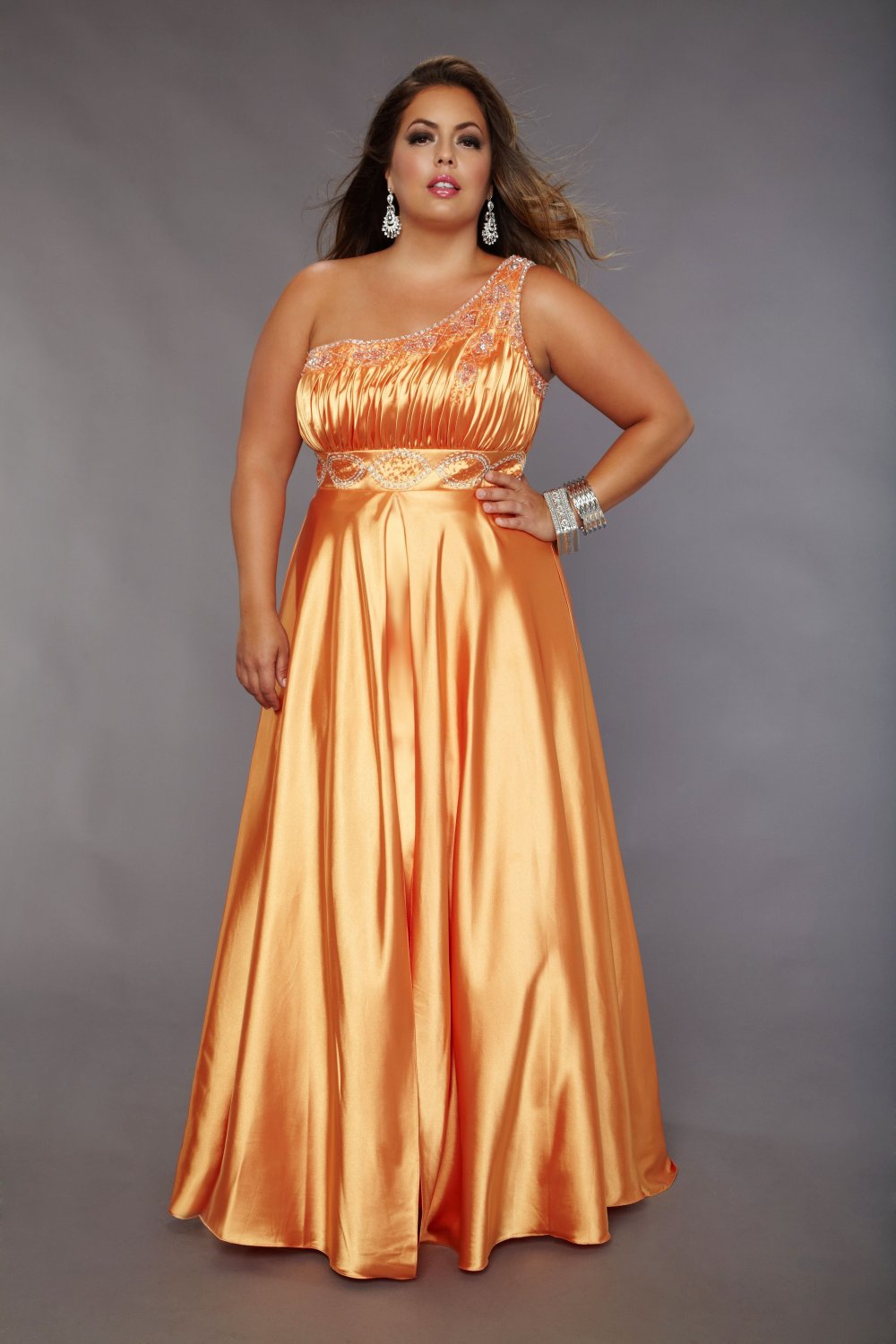 Платье на выпускной плюс сайз