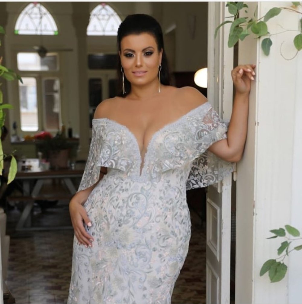 Платье на выпускной для полных