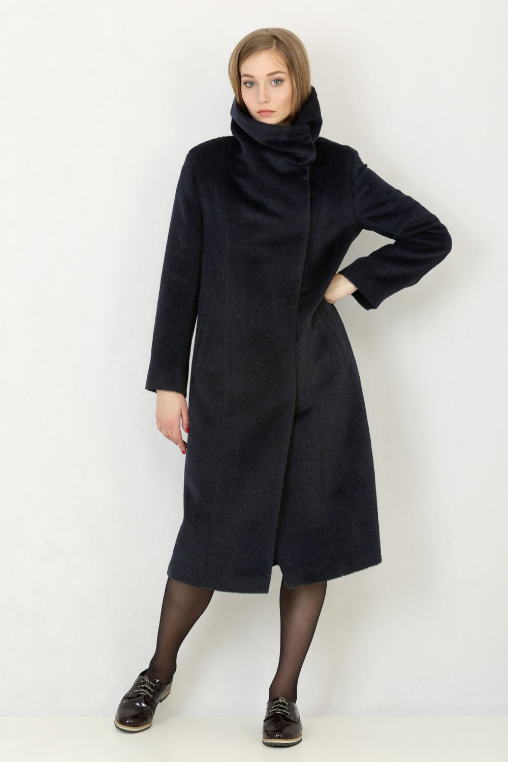 Женское зимнее пальто фабрика Warda