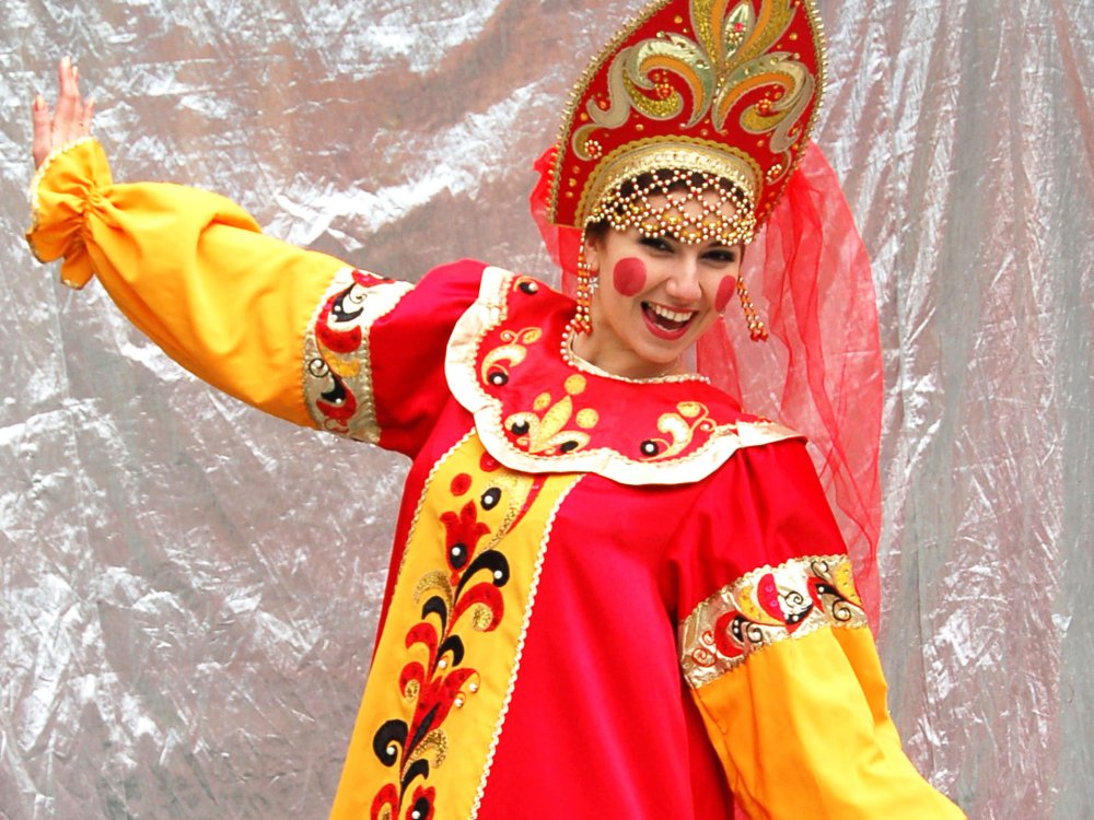 Новогодний костюм русская красавица