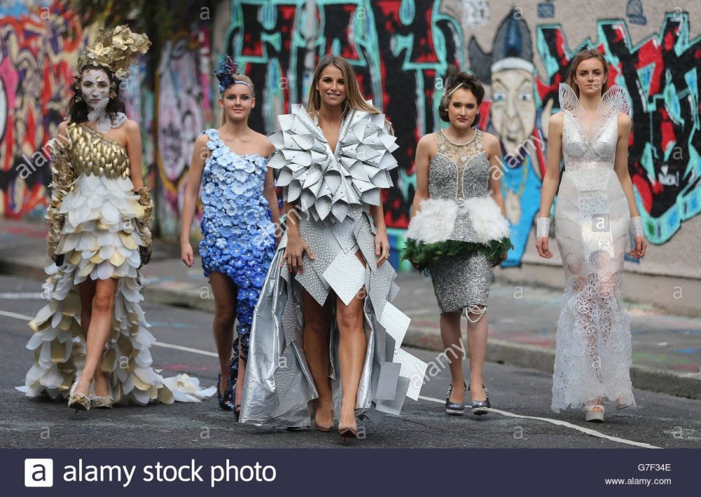 Платье из нетрадиционных материалов