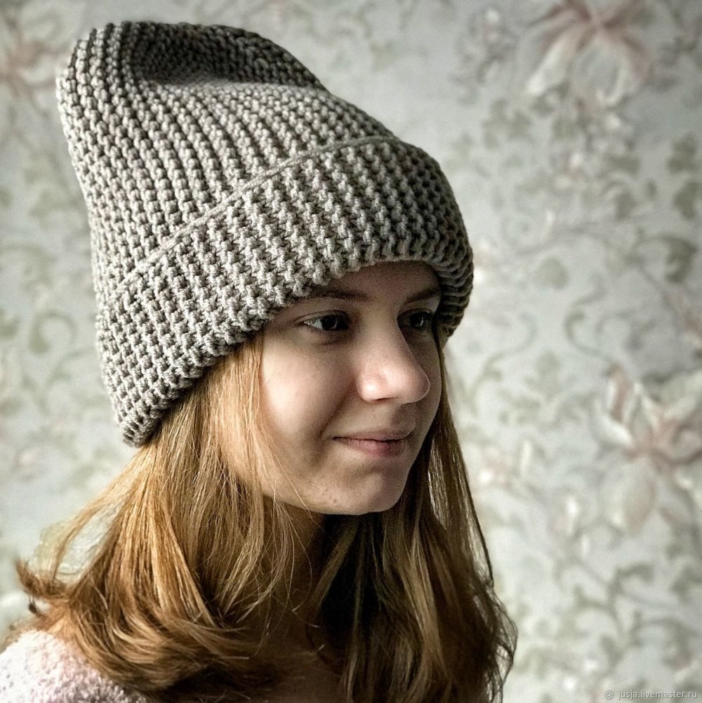 Шапка крупной вязки