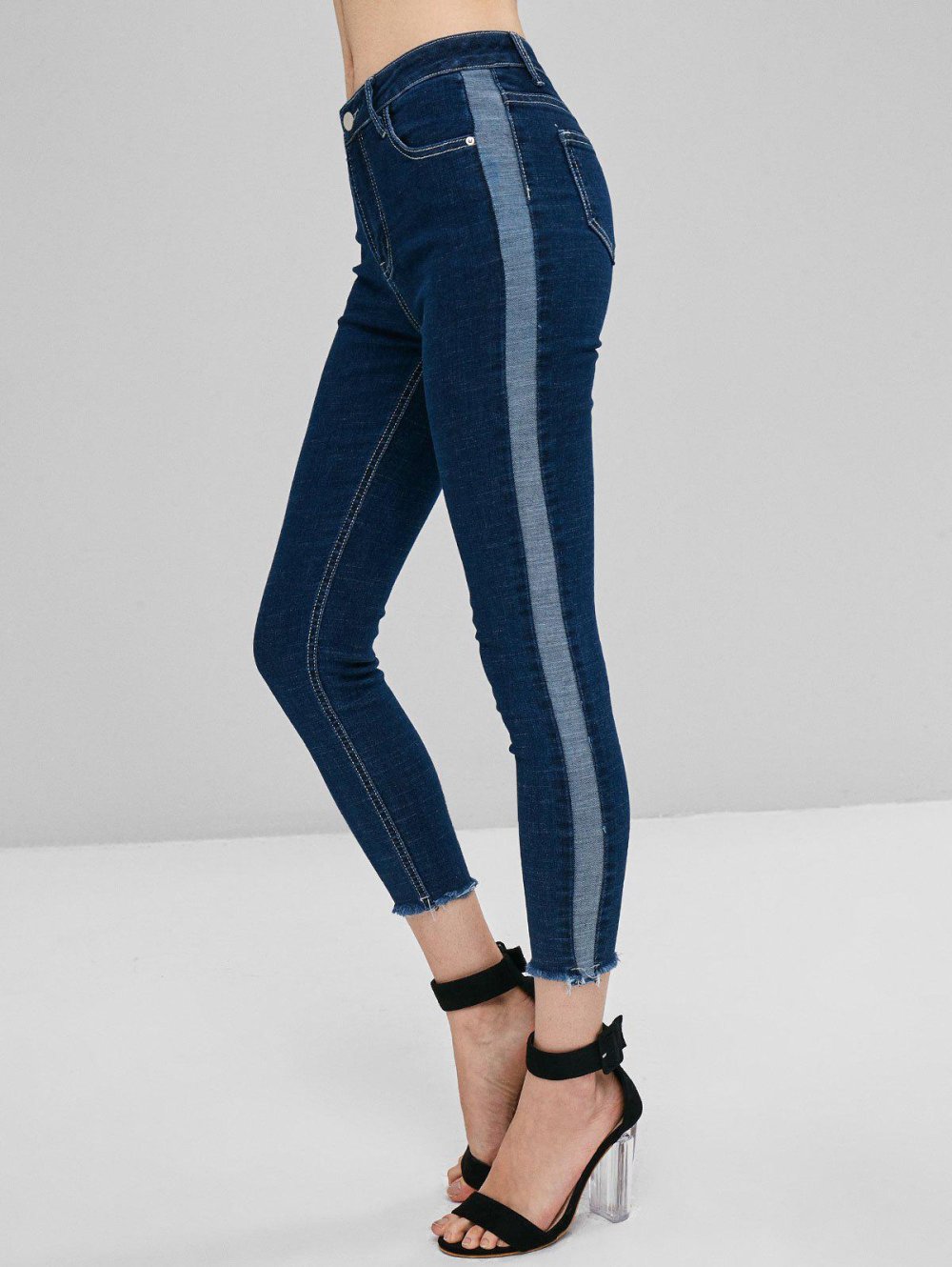 Джинсы со шнуровкой