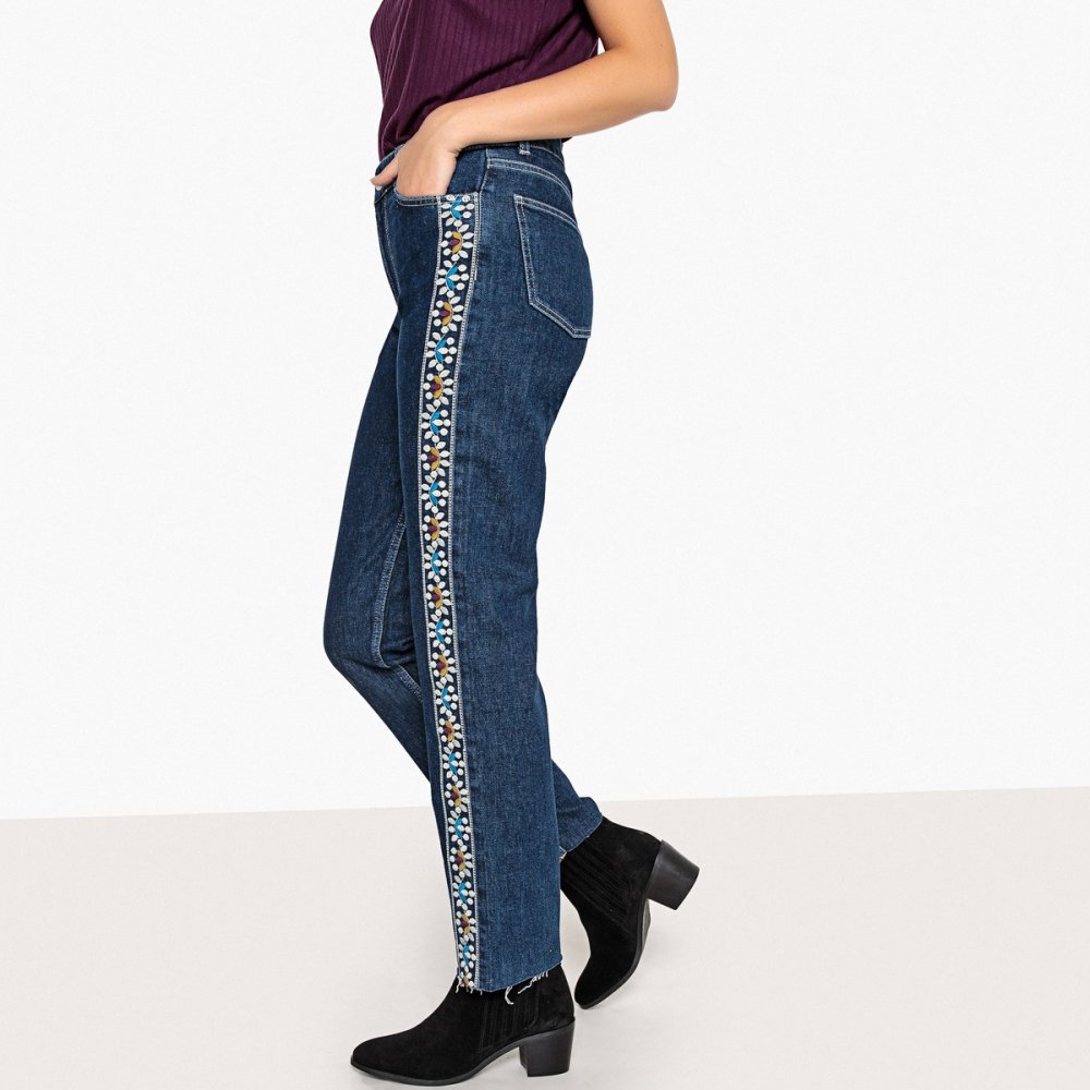 Джинсы со шнуровкой