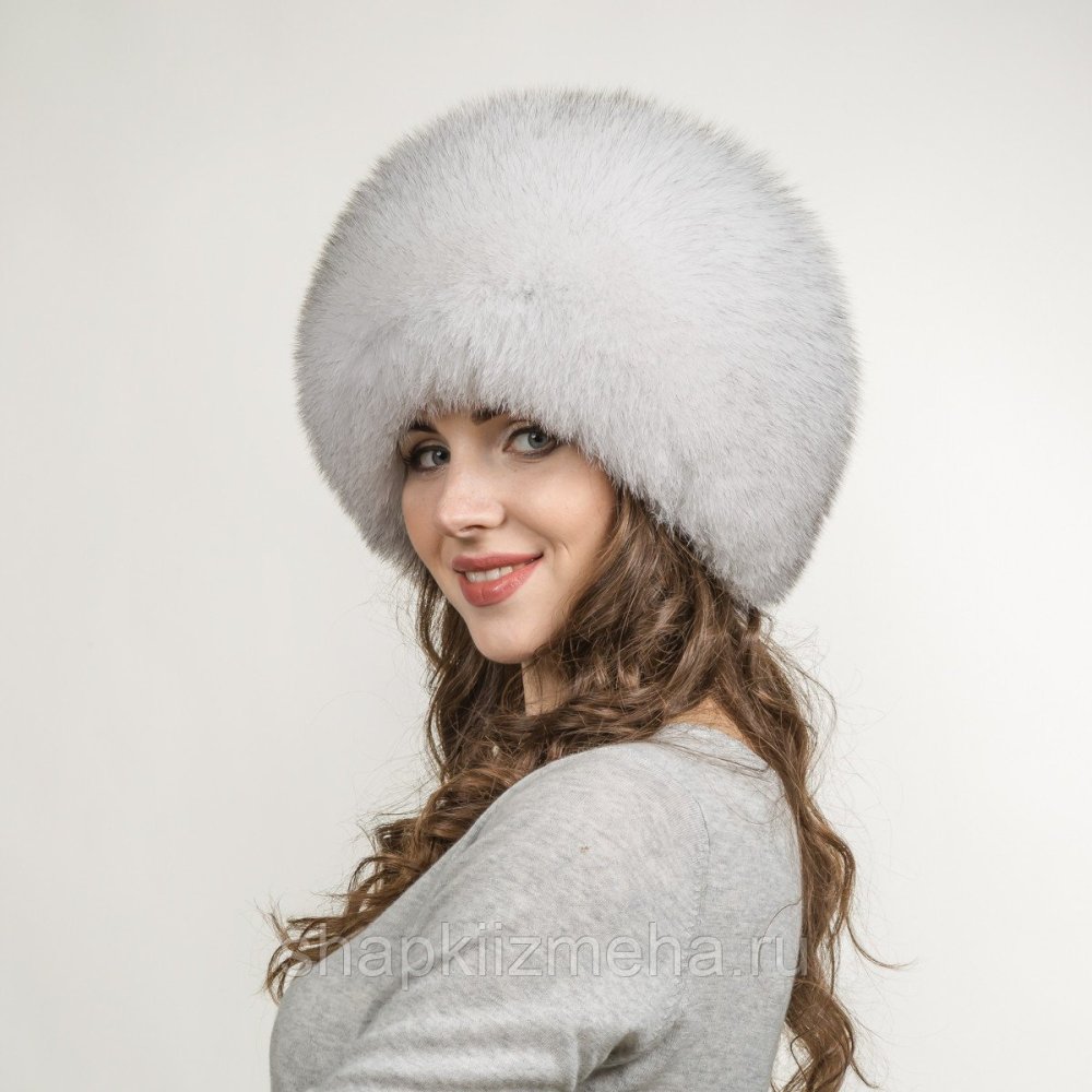 Шапки из искусственного меха женские
