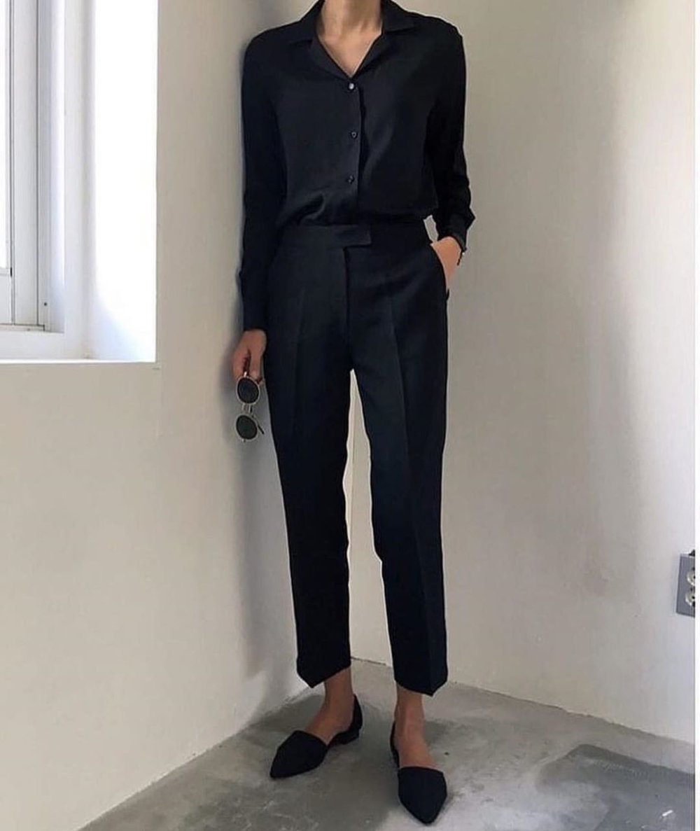 Костюм женский брюки и рубашка черный