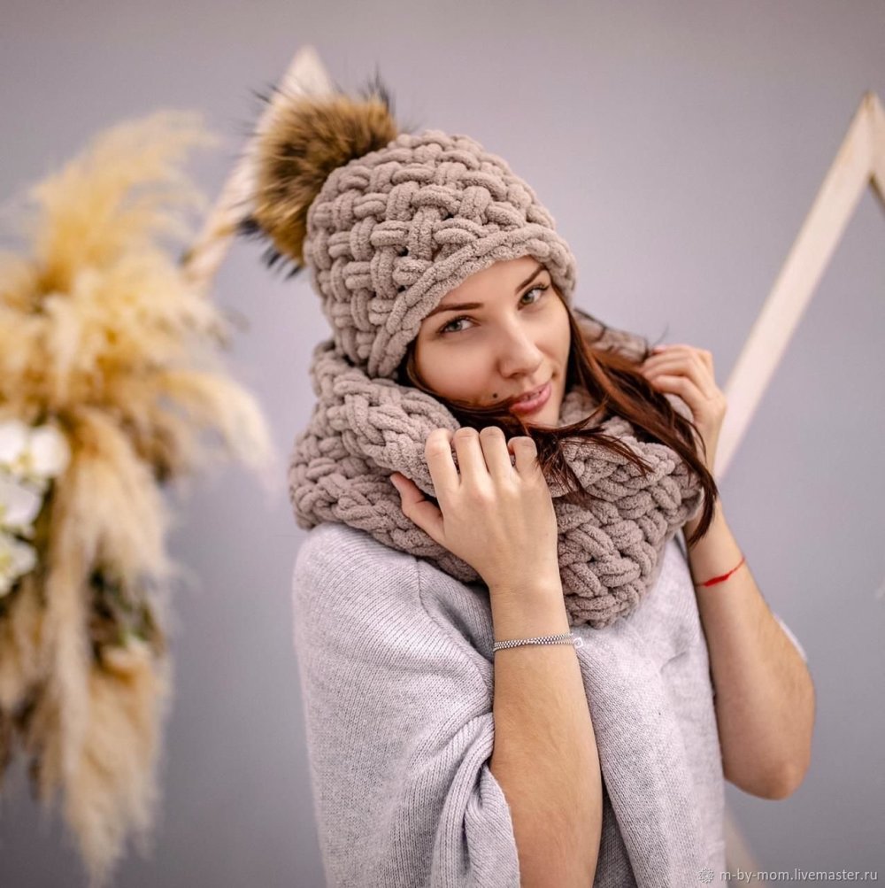 Балаклава из толстых ниток