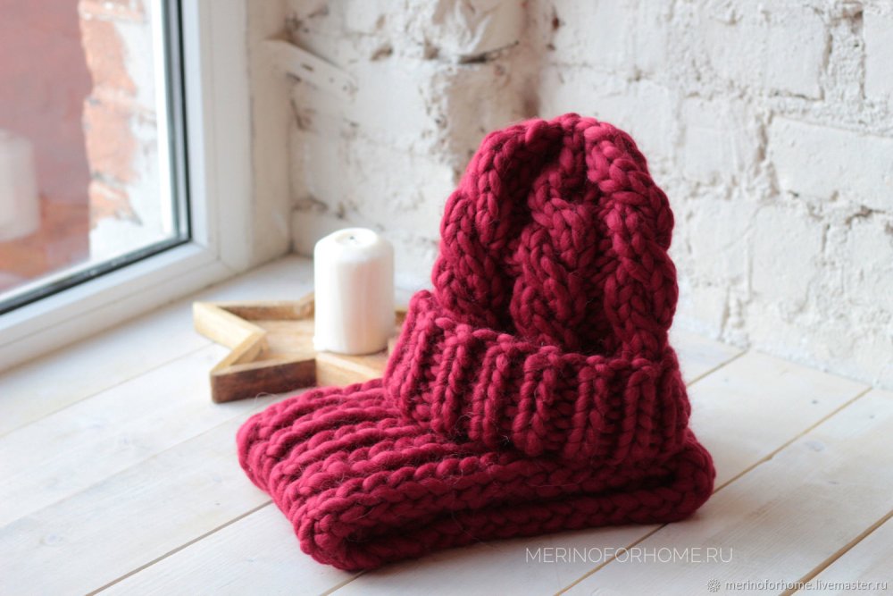 Шапка из пряжи дольче