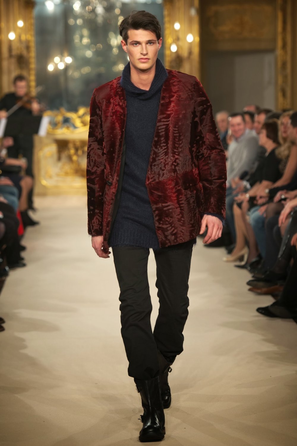 Мужское пальто из каракуля