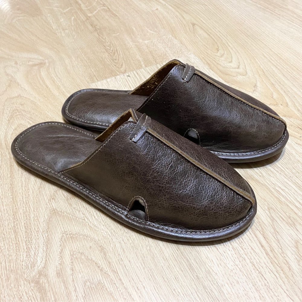 Кожаные мужские тапочки открытые UCS