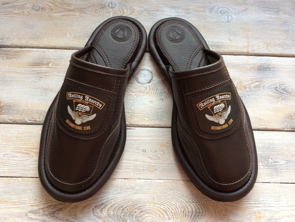 Кожаные тапочки ЛЕКРОЙ