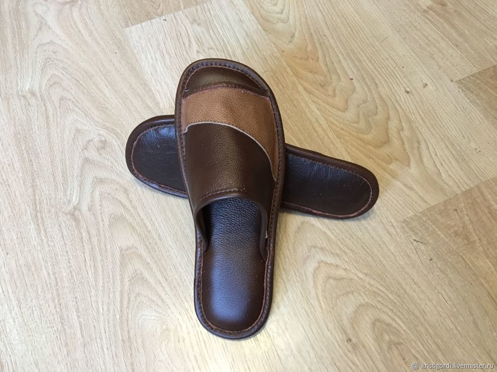 Кожаные тапочки из кирзы