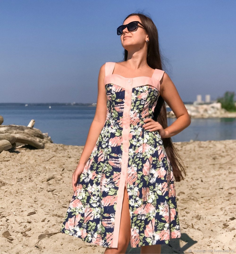 Голубой сарафан