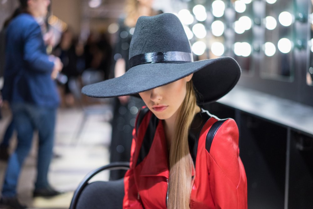 Панама под плащ