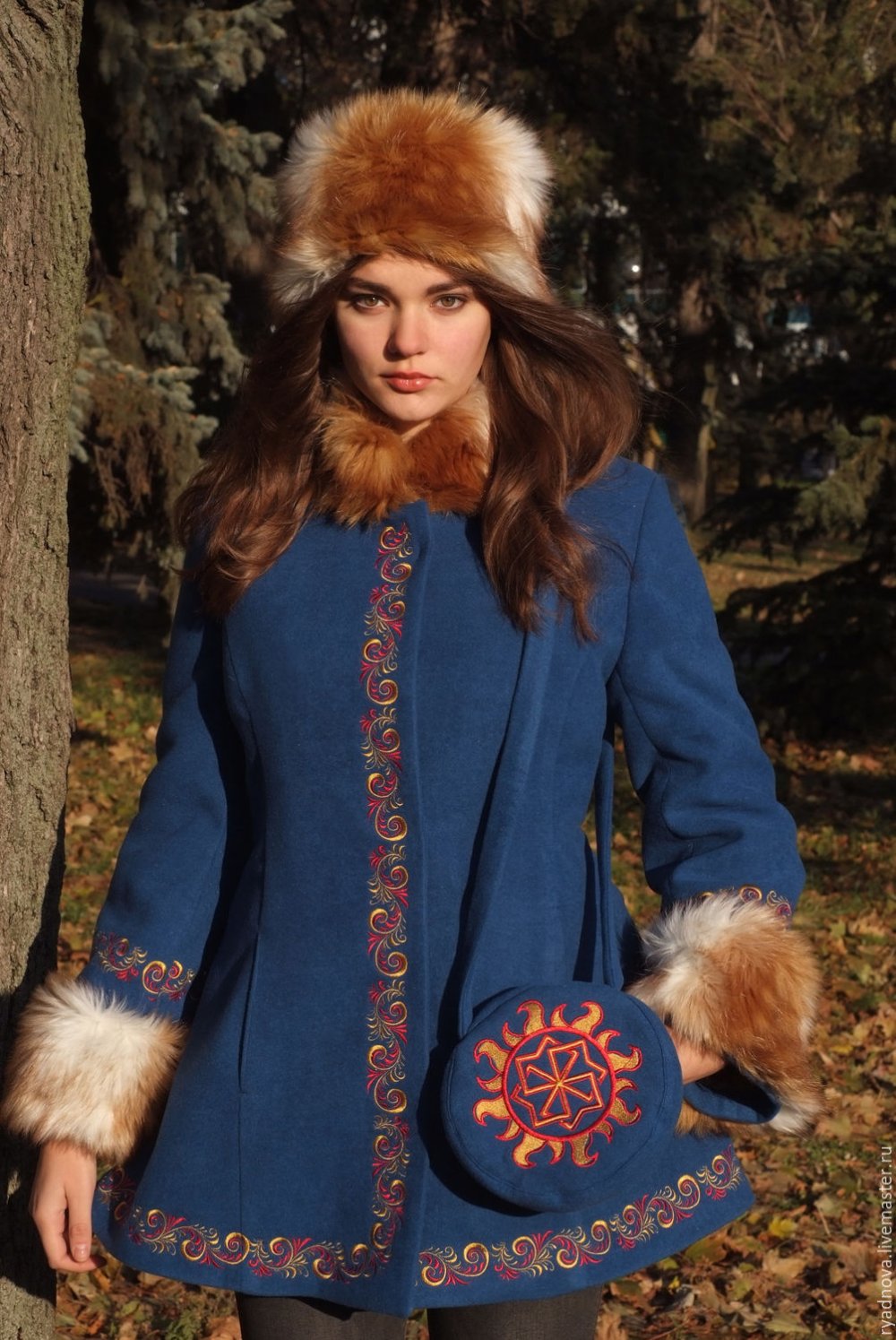 Женский кафтан в русском стиле