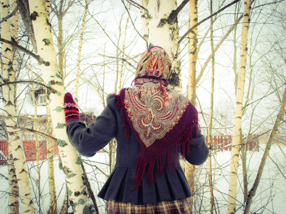 Пальто с национальном стиле