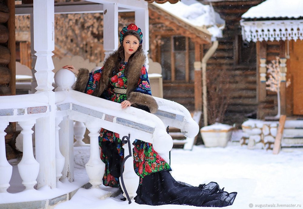 Пальто из павлопосадского платка