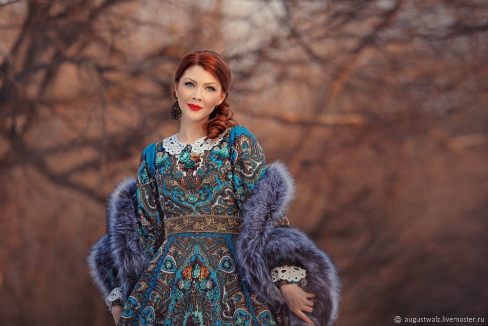 Пальто в русском народном стиле